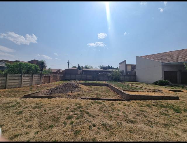 777M² VACANT LAND FOR SALE IN VANDERBIJLPARK SW 5